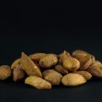 لوز يمني